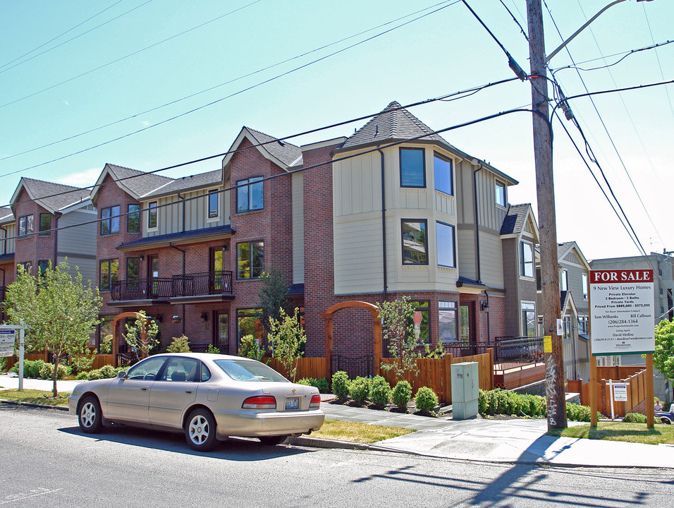 117 Kinnear Pl in Seattle, WA - Foto de edificio
