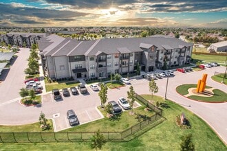 I Street in Bentonville, AR - Foto de edificio - Building Photo