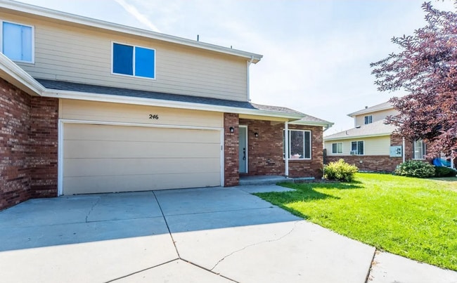 244-246 Sorento Pl in Longmont, CO - Building Photo - Building Photo