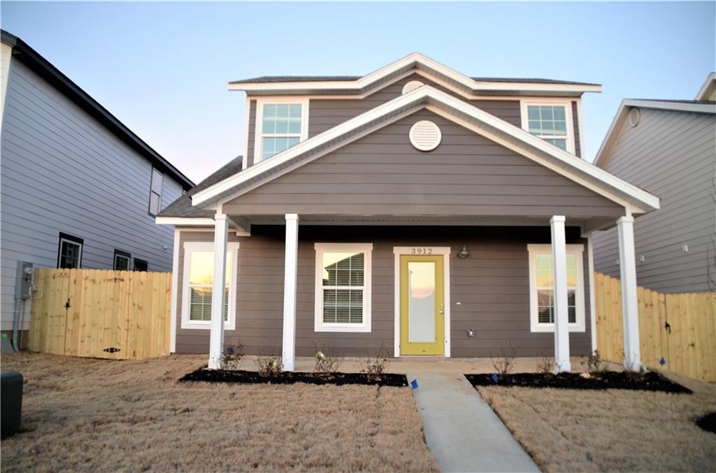 3912 SW Peachwood Dr in Bentonville, AR - Building Photo