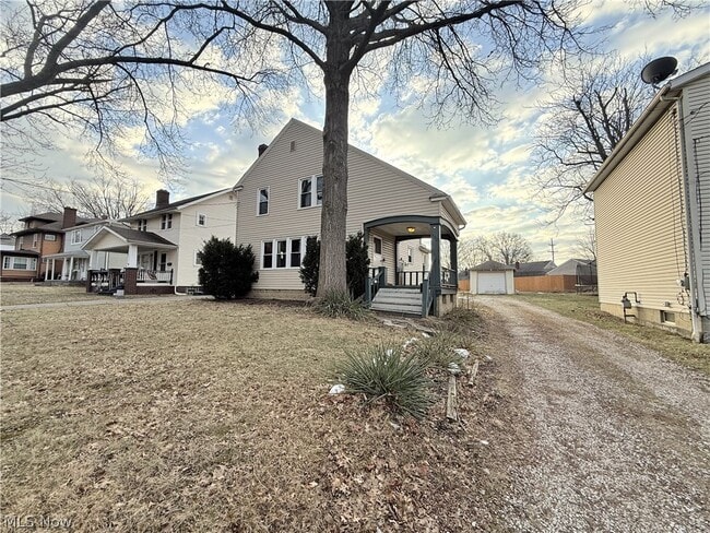 property at 837 Eastland Ave