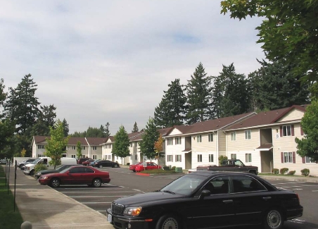 Windsor Manor Apartments in Portland, OR - Building Photo