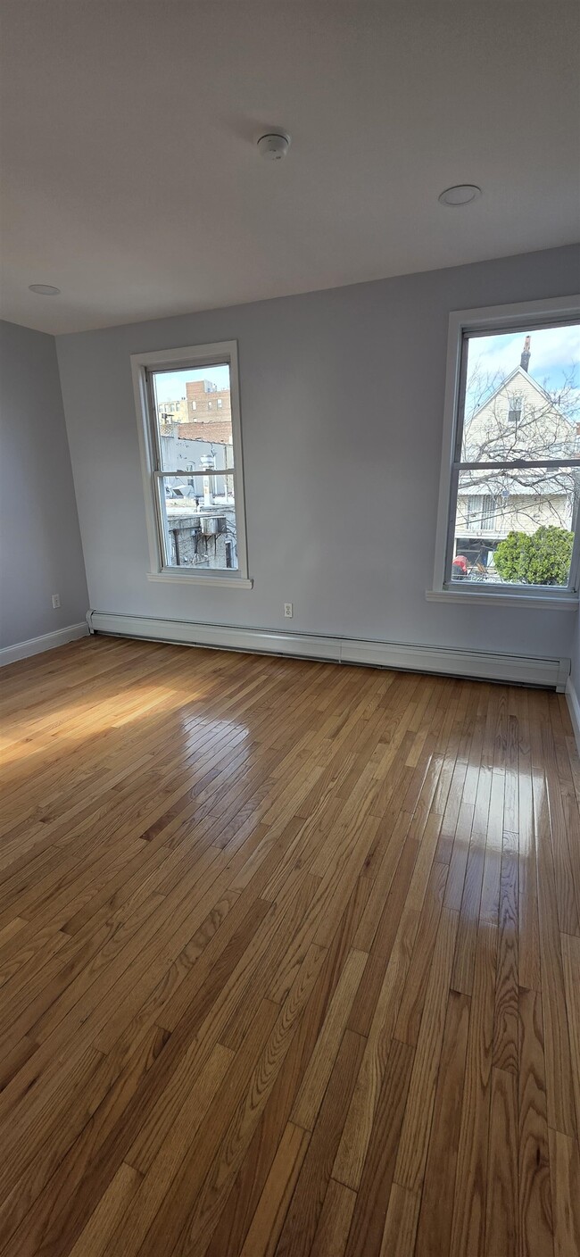 416 41st St in Union City, NJ - Building Photo - Building Photo