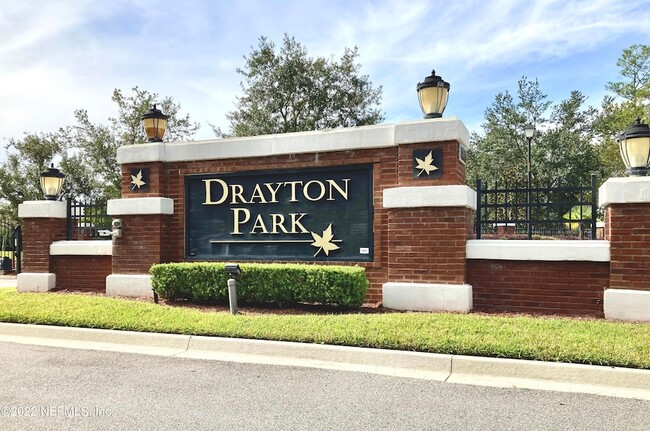 8424 Thornbush Ct in Jacksonville, FL - Foto de edificio - Building Photo