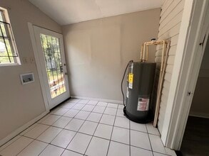 343 W 40th St in Jacksonville, FL - Building Photo - Building Photo