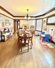 5137 W Henderson St in Chicago, IL - Building Photo - Building Photo