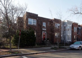 421 A St NE in Washington, DC - Building Photo