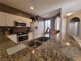 4270 Avian Avenue in Ft. Myers, FL - Building Photo