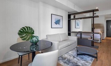 398 NE 5th St, Unit 3107 in Miami, FL - Building Photo - Building Photo