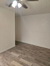 139 W Manchester Blvd, Unit No. 6 in Inglewood, CA - Building Photo - Building Photo