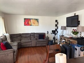 1335 Scossa Ave, Unit #1 in San Jose, CA - Foto de edificio - Building Photo
