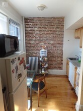 1214 Commonwealth Ave in Boston, MA - Building Photo - Building Photo