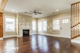 3253 Sawyer Dr in Hoover, AL - Foto de edificio - Building Photo