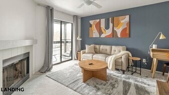 1071 Clayton Ln, Unit M0509 in Austin, TX - Building Photo