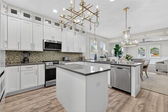 407 E Gladys St in Tampa, FL - Building Photo - Building Photo