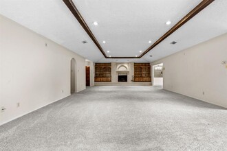 4010 Paraguay Cir in Pasadena, TX - Building Photo - Building Photo