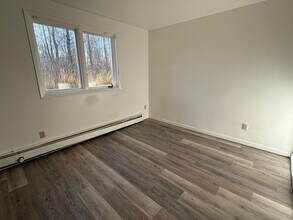 4006 E Steven Dr in Wasilla, AK - Building Photo - Building Photo