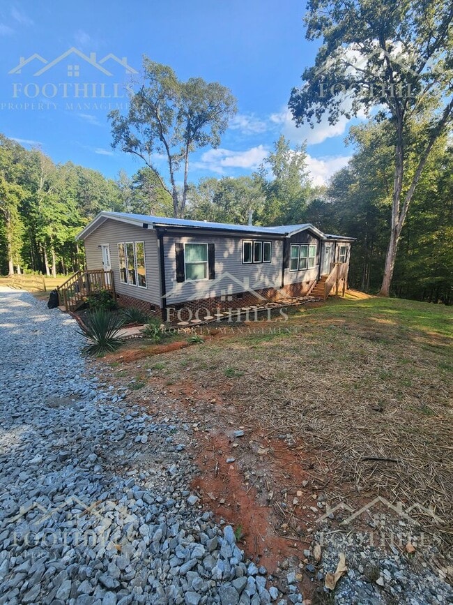 property at 433 Fred Bradford Rd