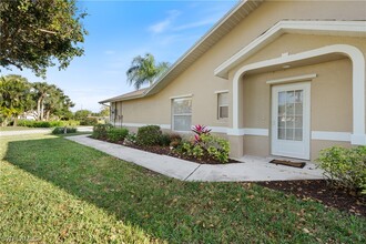 1889 W Crown Pointe Blvd in Naples, FL - Building Photo - Building Photo