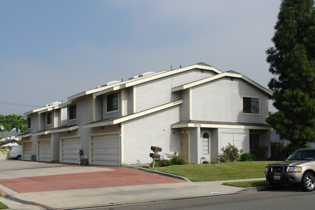 7771 14th St in Westminster, CA - Building Photo