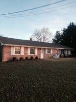 200 4th St, Unit 200 in Shenandoah Junction, WV - Building Photo