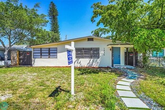 1236 NW 7th Terrace in Fort Lauderdale, FL - Building Photo - Building Photo