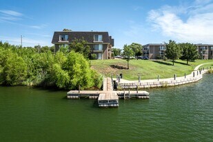 Kingston Cove Apartments in Wichita, KS - Building Photo
