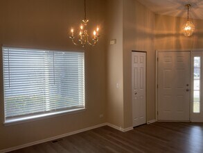 388 Pheasant Chase Dr in Bolingbrook, IL - Building Photo - Building Photo