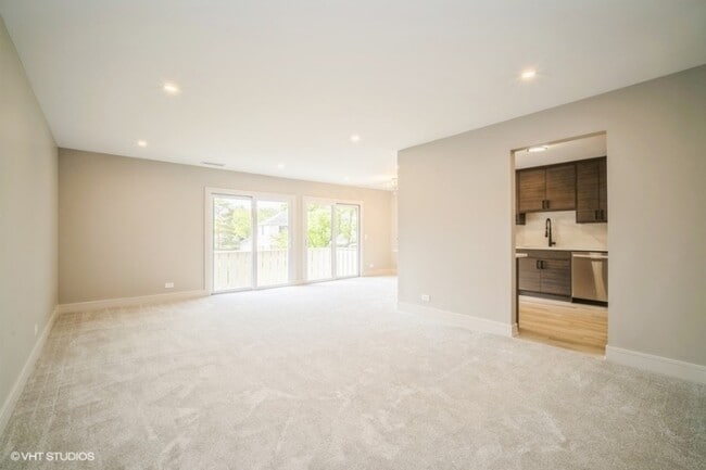 1153 Silverwood Ct in Wheeling, IL - Building Photo - Building Photo