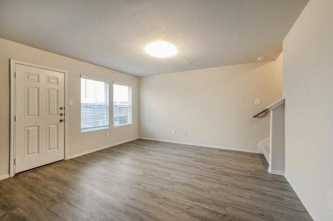 21502 Kimro Ln in Houston, TX - Foto de edificio - Building Photo