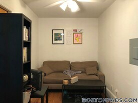 64 Hemenway St, Unit 23 in Boston, MA - Building Photo