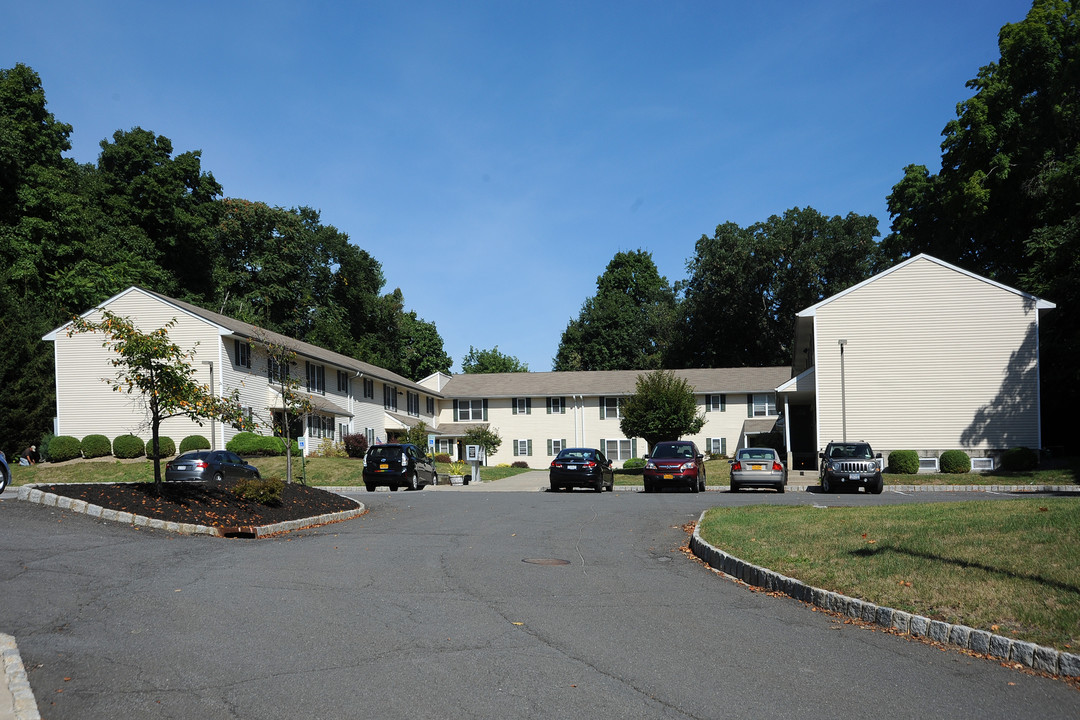 Academy Hill Apartments in Chester, NY - Building Photo