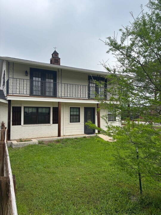 521 FM 407 in Argyle, TX - Building Photo