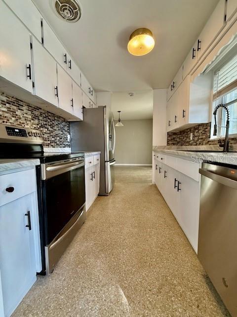 5300-5318 18th St in Zephyrhills, FL - Building Photo - Building Photo