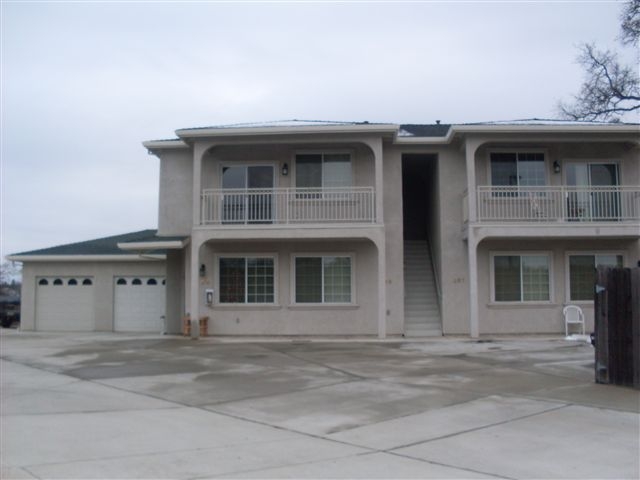 190-220 Agate Pl in Jackson, CA - Building Photo - Building Photo