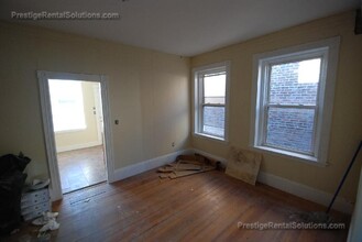 69 S Huntington Ave, Unit 1 in Boston, MA - Building Photo - Building Photo