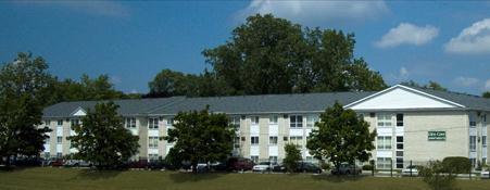 Glen Cove Apartments in Detroit, MI - Foto de edificio