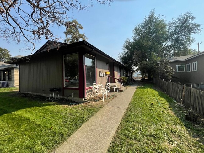 property at 1812 E Mallon Ave