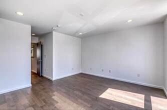 1613 N 7th St, Unit 2 in Philadelphia, PA - Foto de edificio - Building Photo