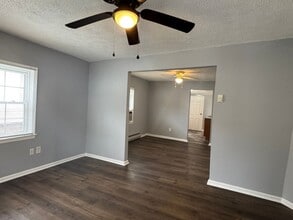 1211 Wall Ave in Hopewell, VA - Building Photo - Building Photo
