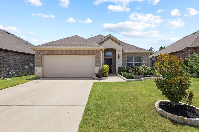 property at 7822 Cottonwood Dr