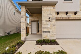 405 Staunton Dr in Leander, TX - Building Photo - Building Photo