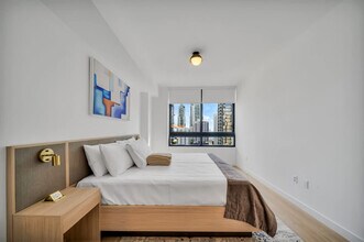 225 N Miami Ave, Unit SI ID1511783P in Miami, FL - Building Photo - Building Photo