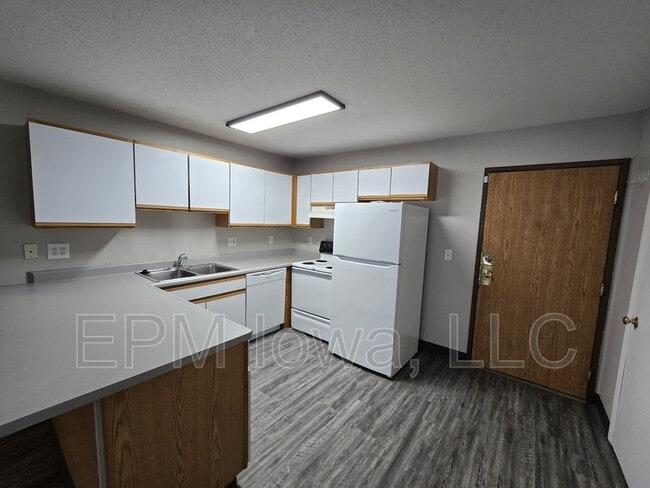 property at 60 Miller Ave SW