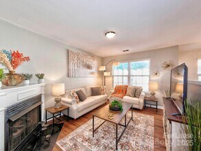 11316 Morgan Valley Ln in Charlotte, NC - Building Photo - Building Photo