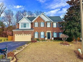 15651 Wheatfield Rd in Woodbridge, VA - Building Photo