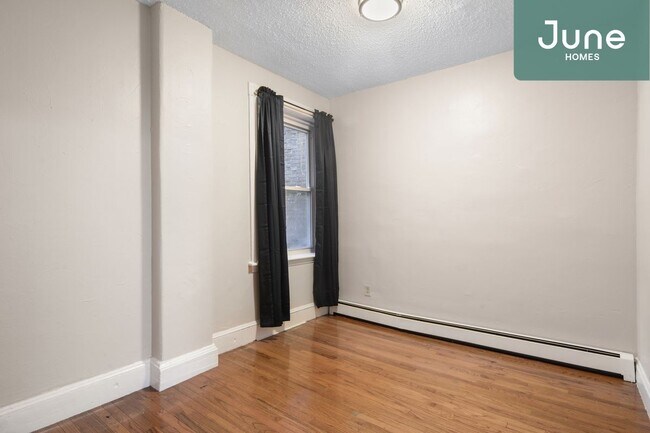 31 Gay Head St-Unit -B in Boston, MA - Building Photo - Building Photo