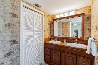 1816 Kings Lake Blvd in Naples, FL - Building Photo - Building Photo