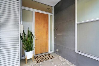 2325 Rusk Pl in Dallas, TX - Building Photo - Building Photo