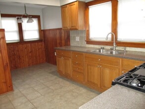 1802 Church St in Streator, IL - Building Photo - Building Photo